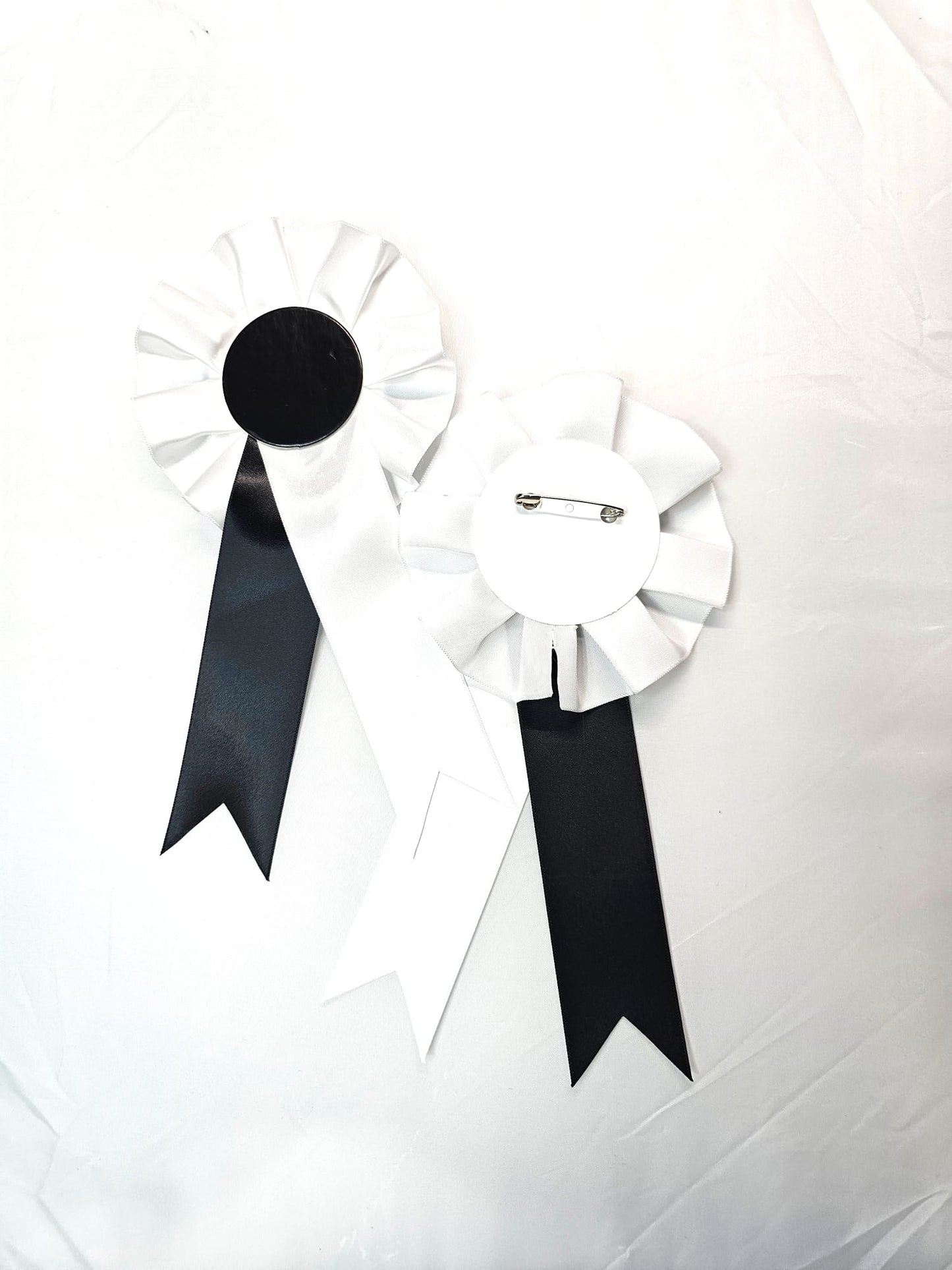 10 x White and Black Rosettes
