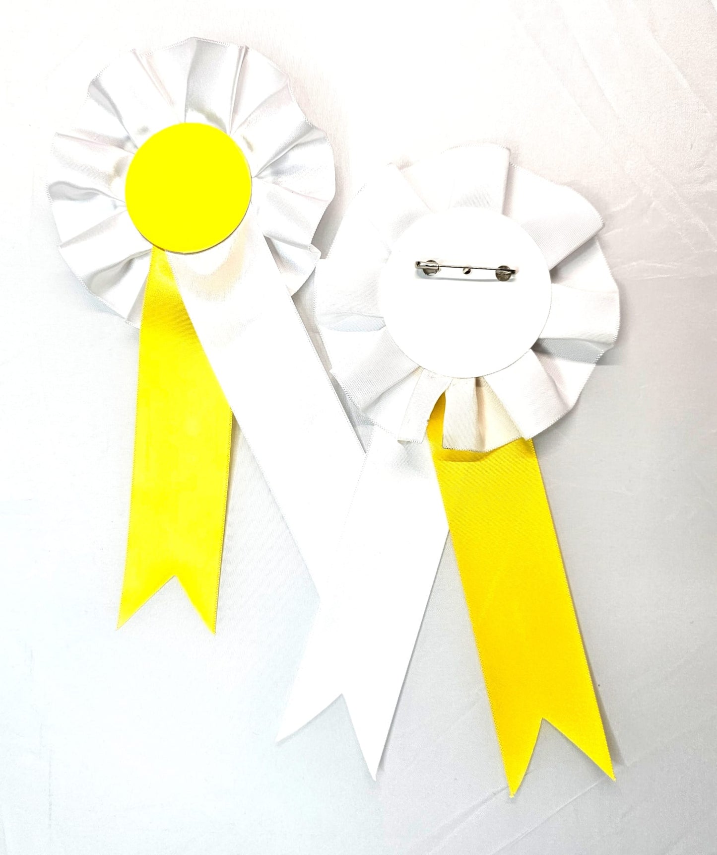 10 x White and Yellow Rosettes